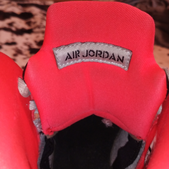 Air Jordans - Picture 7 of 9